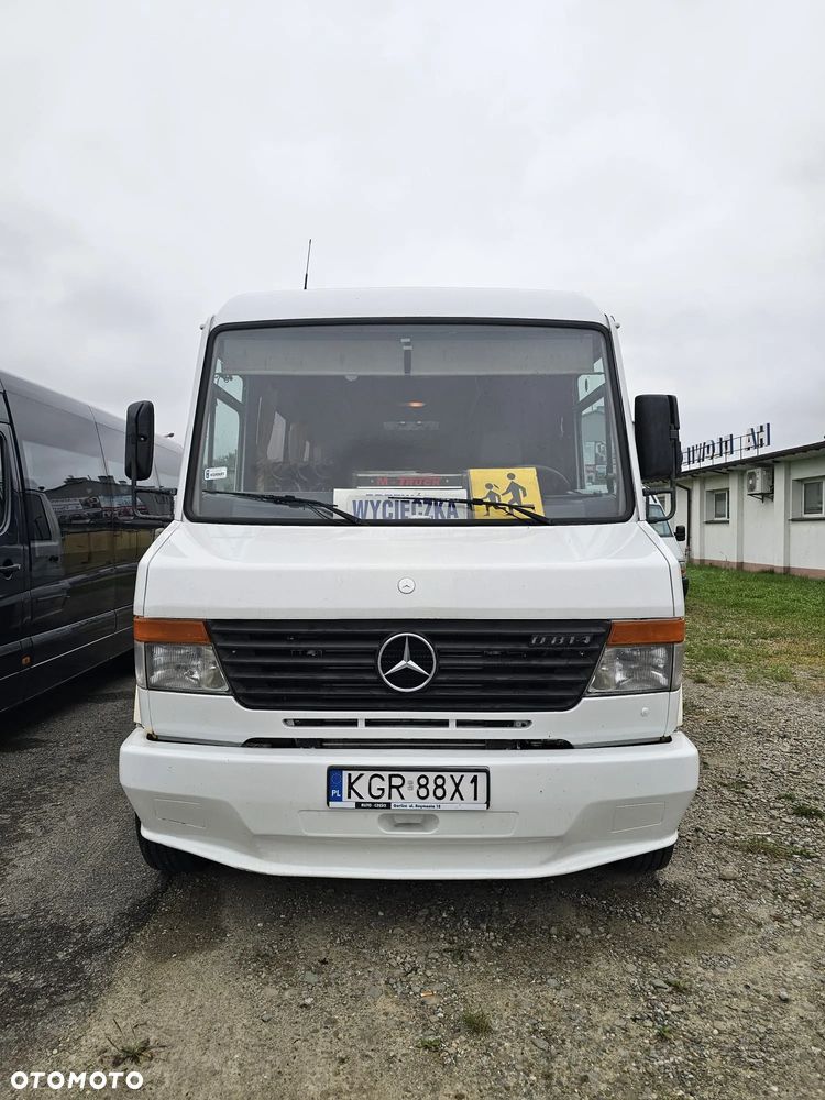 Mercedes-Benz 814 - 1