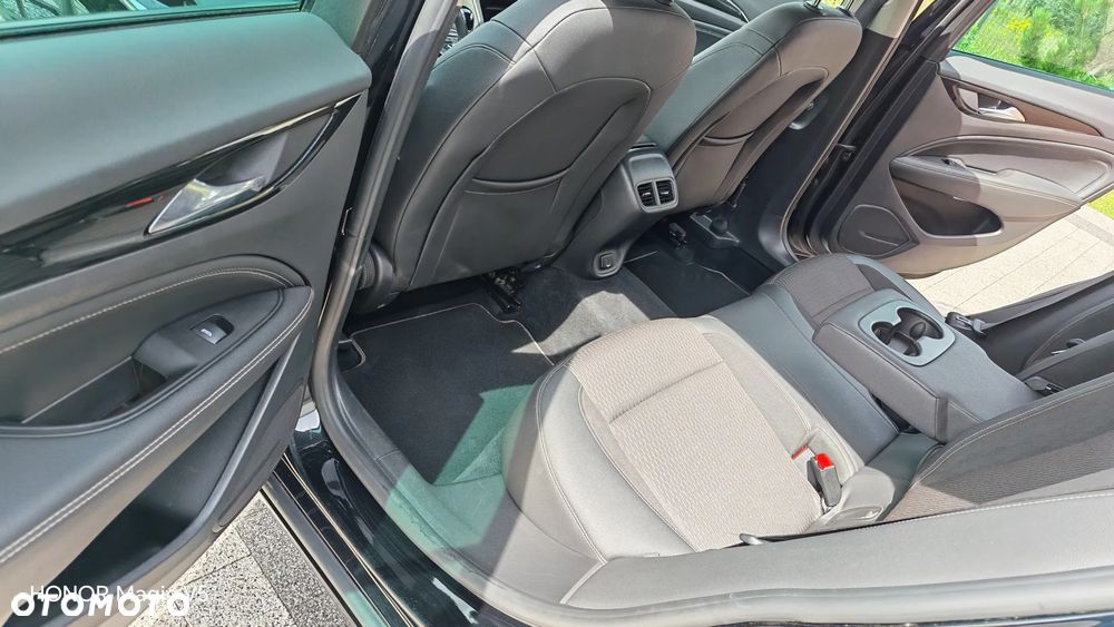 Opel Insignia 1.5 T Innovation S&S - 36
