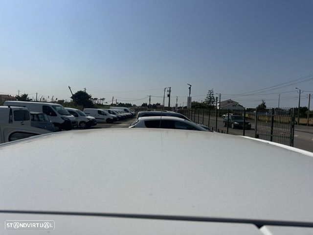 Peugeot PARTNER 3 LUGARES - 15