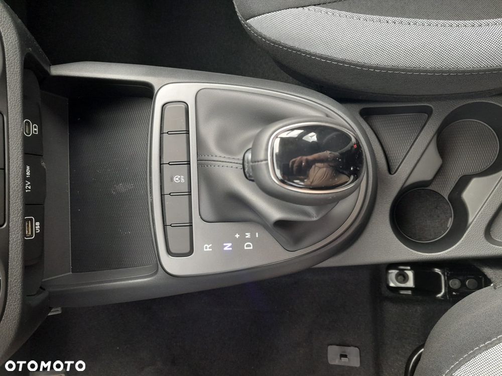 Hyundai i10 1.2 Modern AMT - 20