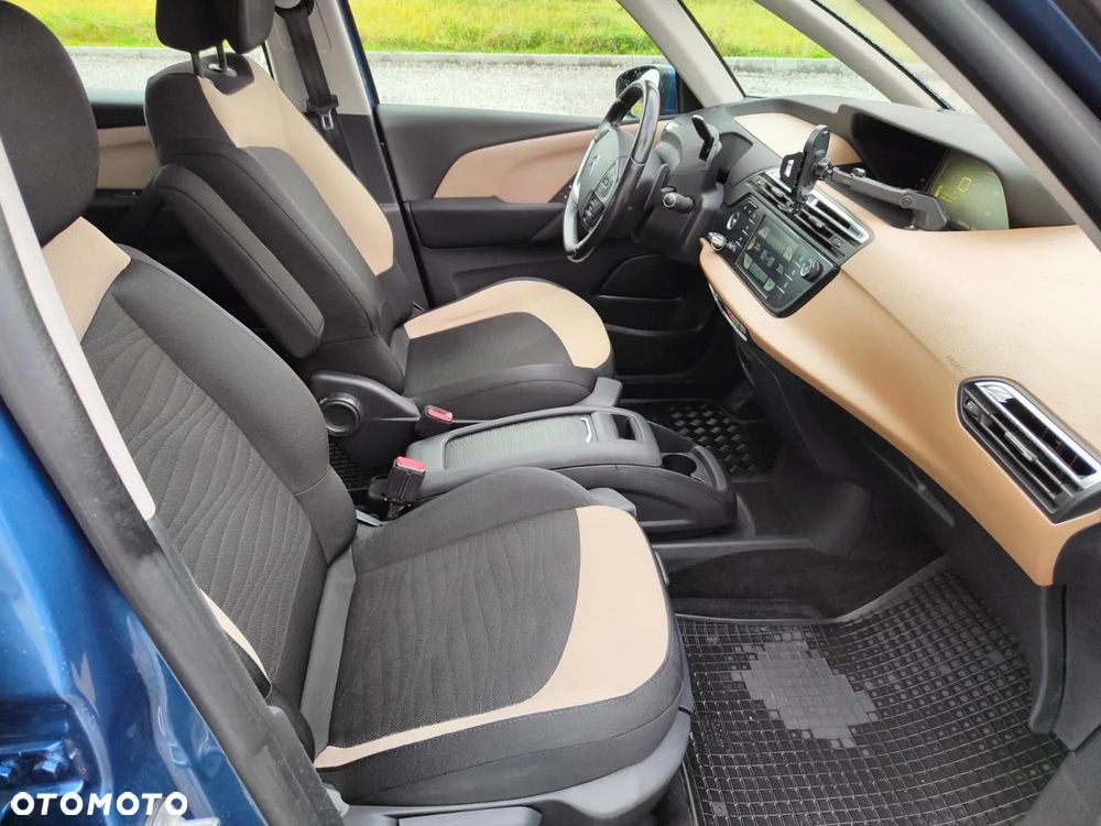 Citroën C4 Picasso - 11