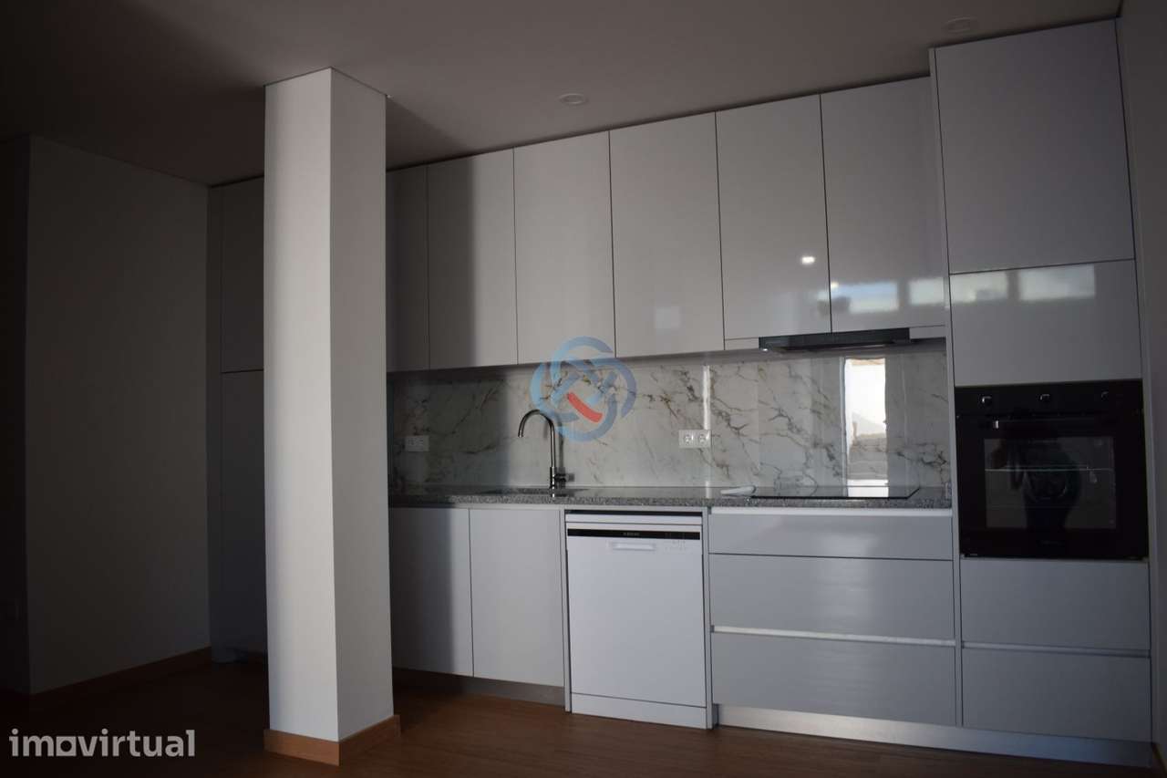 Apartamento T2 - Grande imagem: 2/8