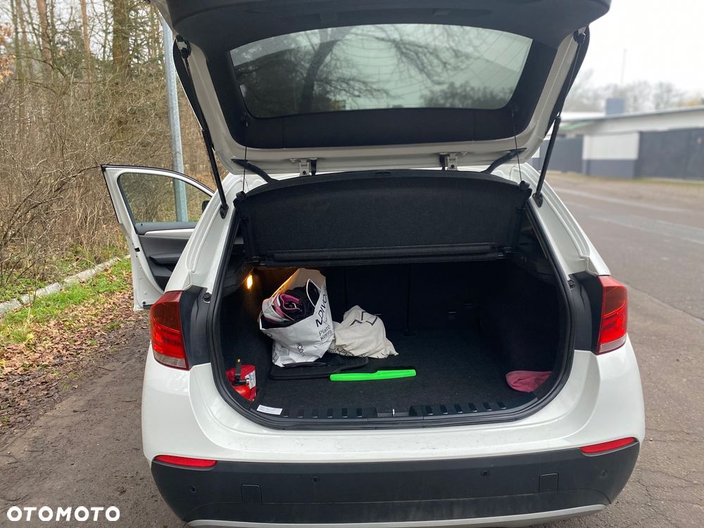 BMW X1 xDrive18d - 17