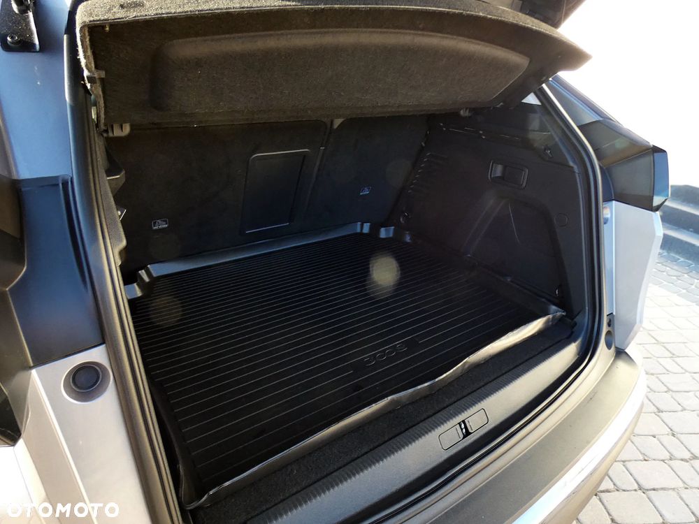 Peugeot 3008 1.6 BlueHDi Allure S&S - 13