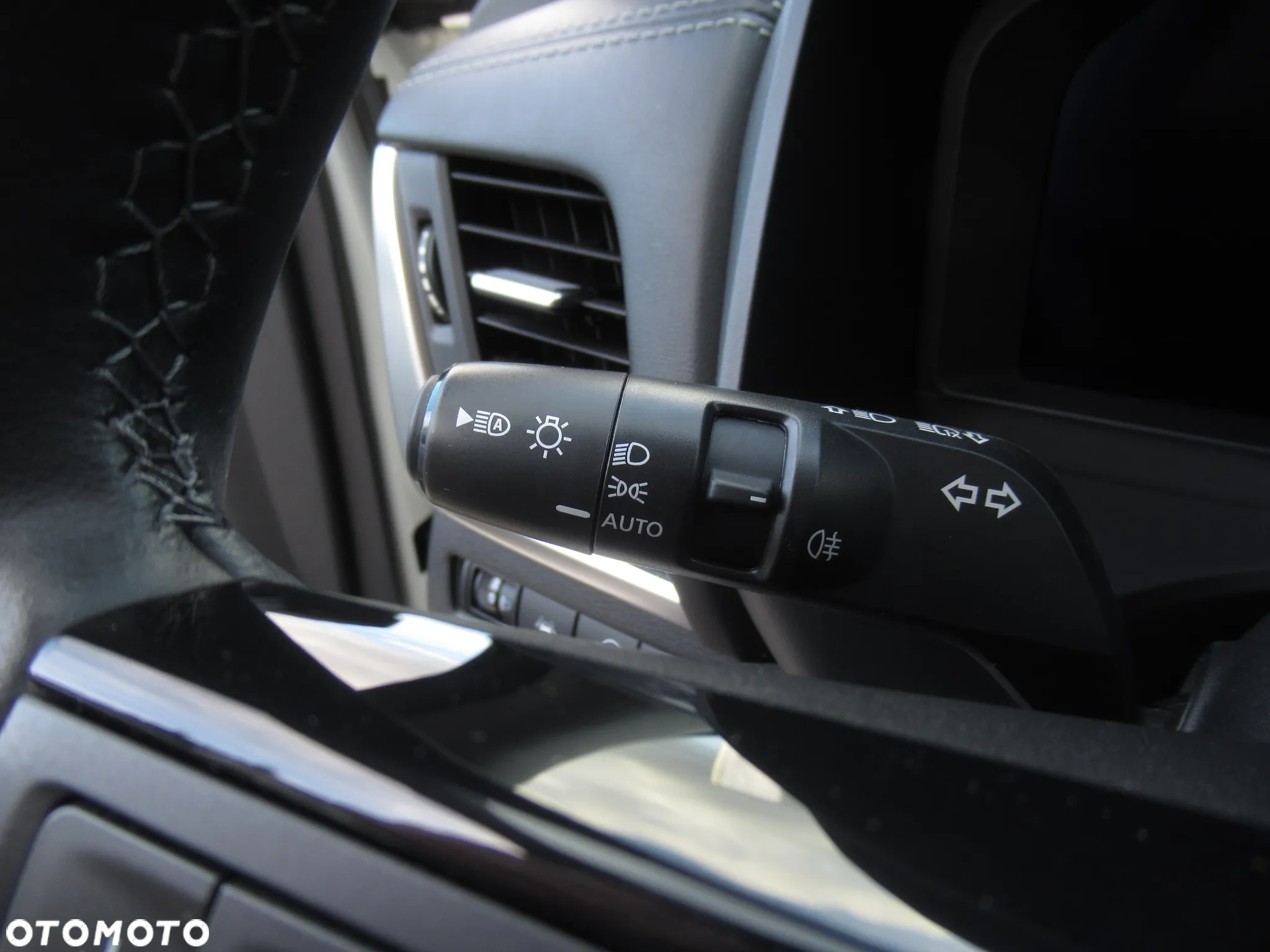 Nissan Qashqai 1.3 DIG-T N-Connecta - 13