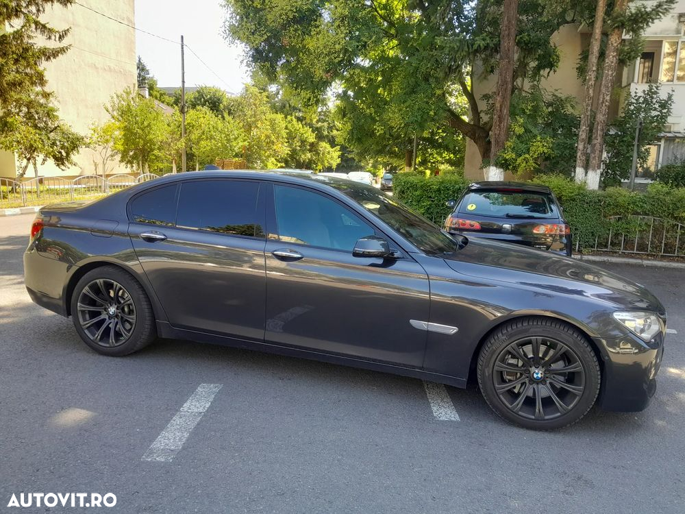 BMW Seria 7 740d xDrive - 8