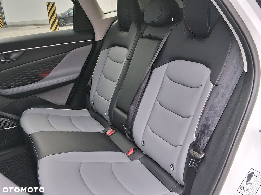 BAIC 5 Beijing 1.5T Business DCT - 20