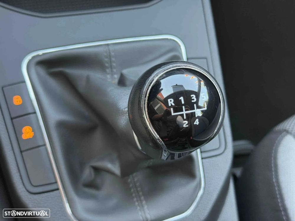 SEAT Ibiza 1.0 TSI S&S Style - 48