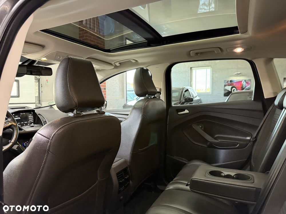 Ford Kuga 2.0 TDCi 4WD Titanium - 17