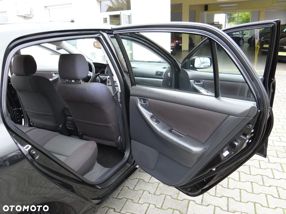 Toyota Corolla 1.4 VVT-i Sol - 35
