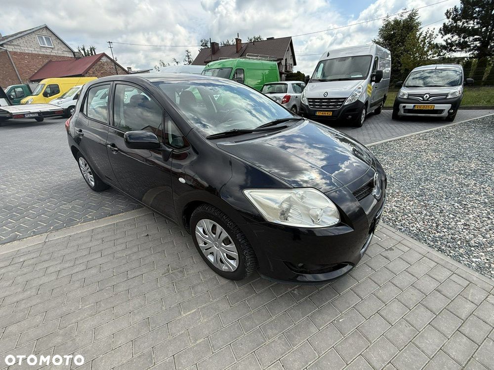 Toyota Auris - 4
