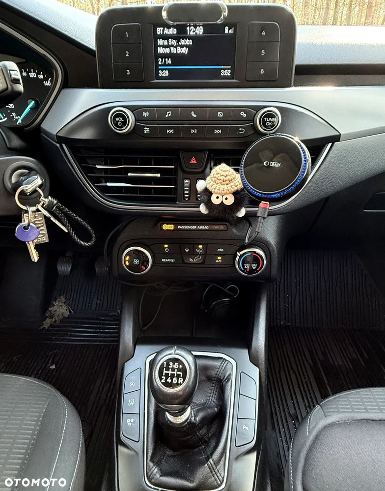 Ford Focus 1.0 EcoBoost Trend - 12