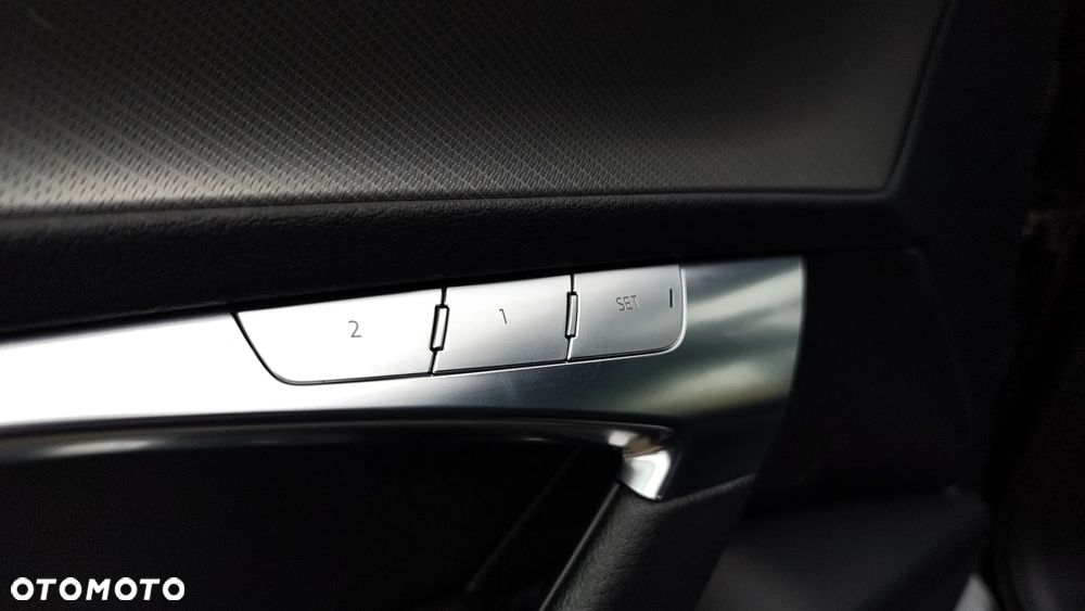 Audi A6 Avant 50 TDI quattro tiptronic - 39