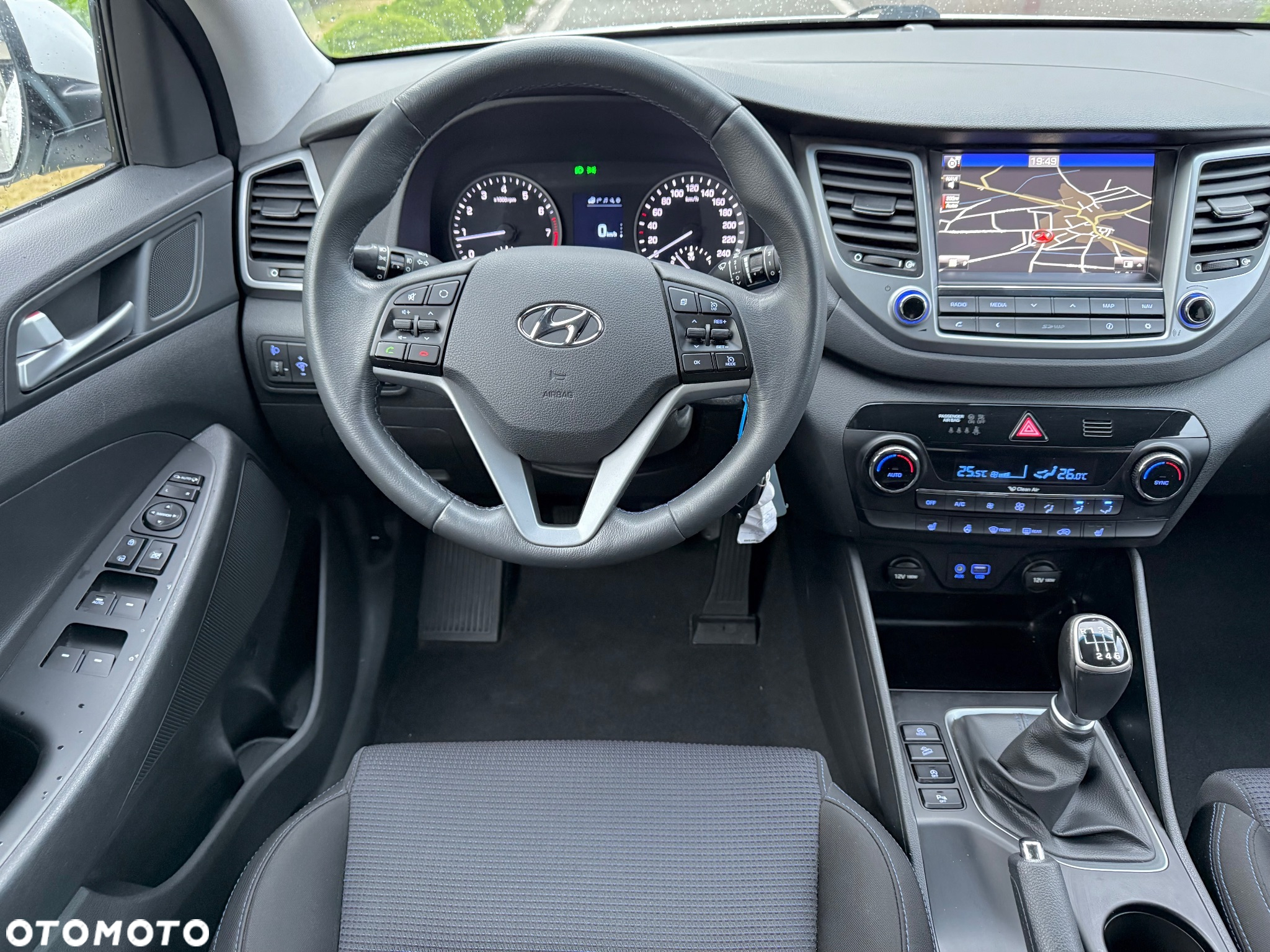 Hyundai Tucson blue 1.6 GDi 2WD Navi - 14