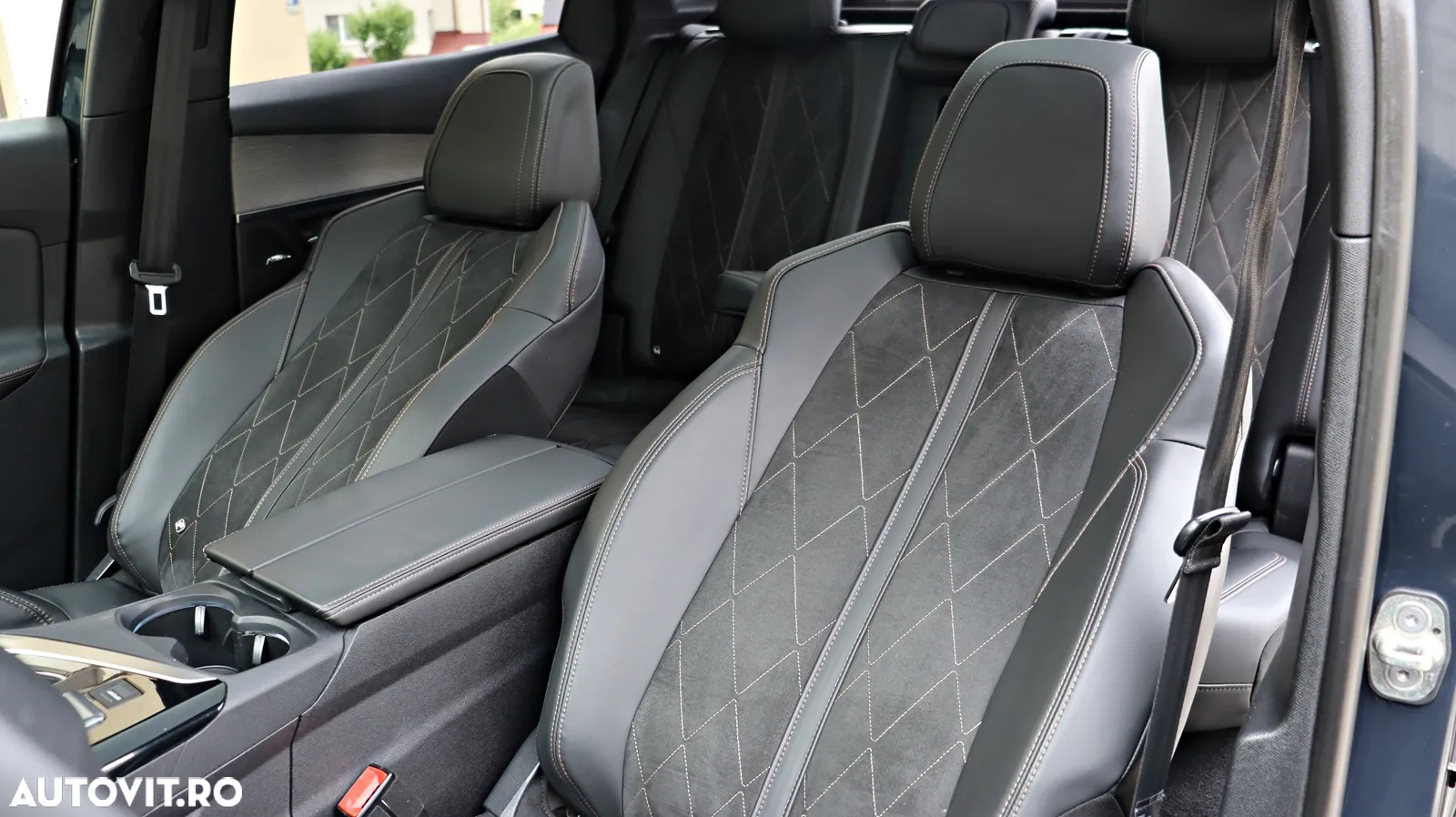 Peugeot 3008 2.0 BlueHDI S&S EAT8 GT - 17