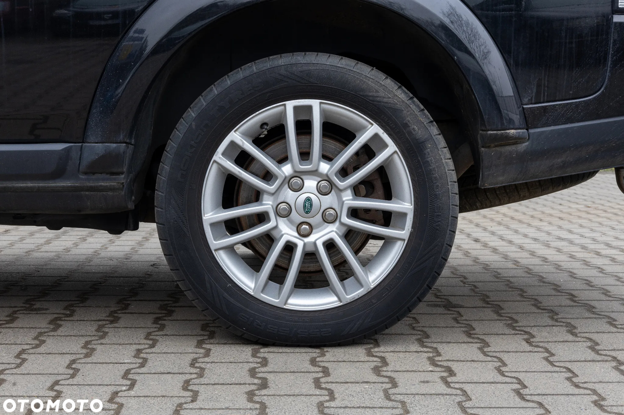 Land Rover Discovery IV 3.0D V6 HSE - 5