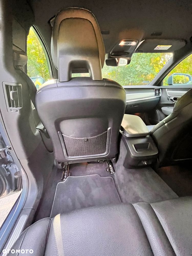 Volvo V90 D4 Momentum - 26