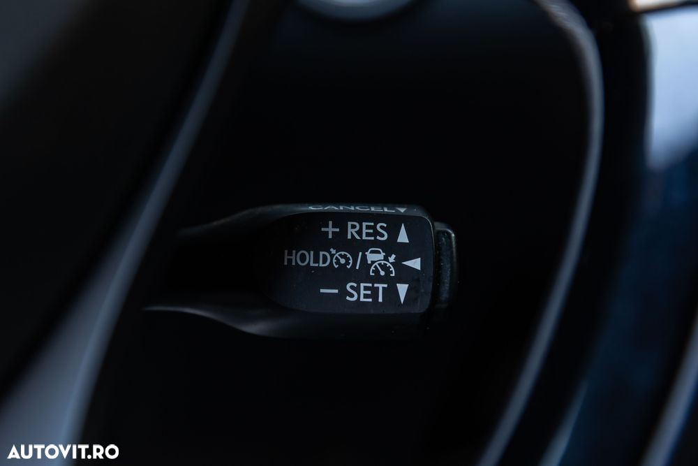 Toyota C-HR Hybrid Lounge - 11