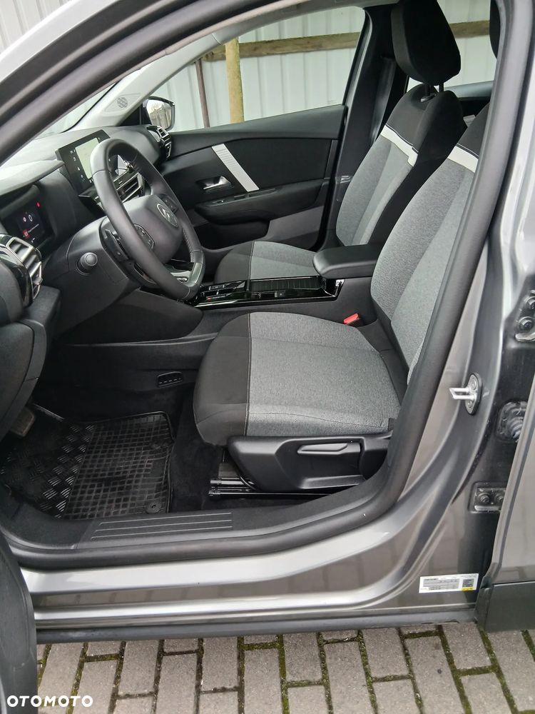 Citroën C4 1.2 mHEV You eDCT6 - 9