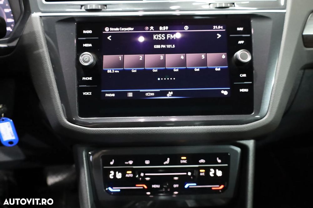 Volkswagen Tiguan 2.0 TDI SCR 4MOTION DSG Elegance - 13