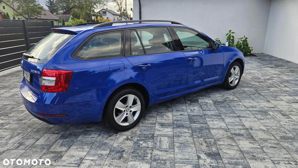 Skoda Octavia 1.6 TDI Ambition DSG - 7