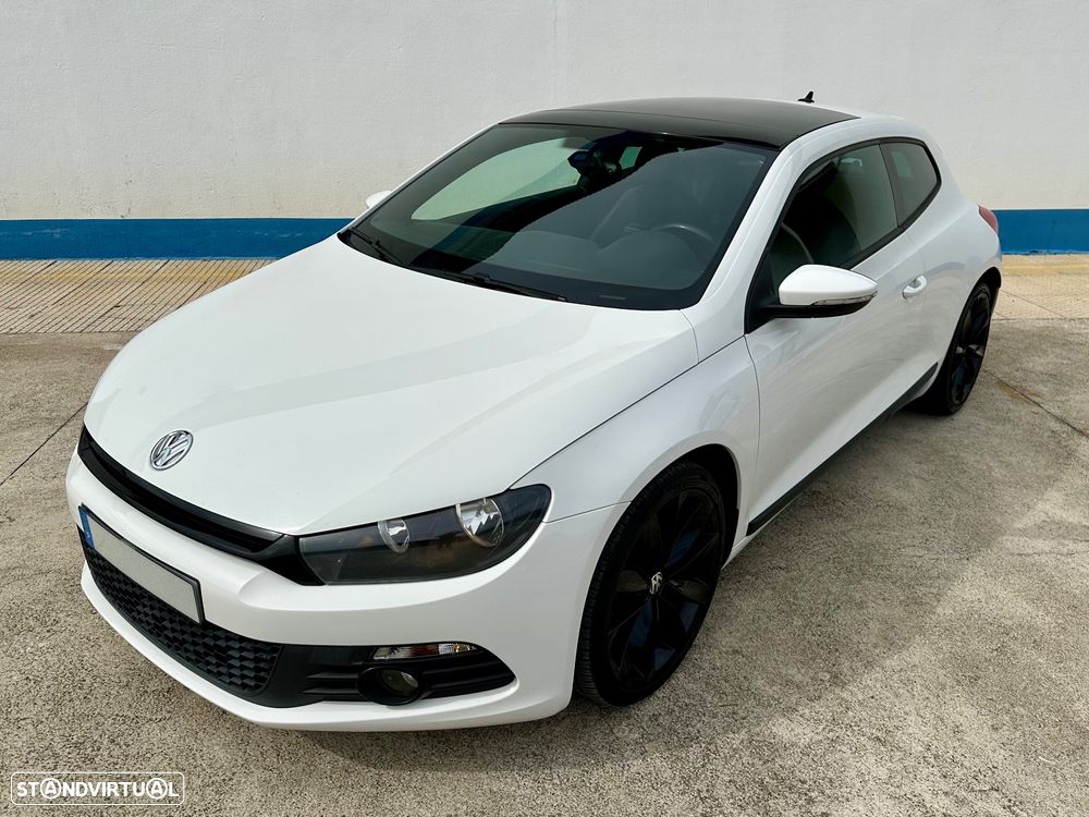 VW Scirocco 2.0 TSI Sport DSG - 13