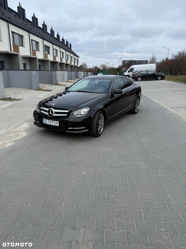 Mercedes-Benz Klasa C 180 BlueEFFICIENCY - 1