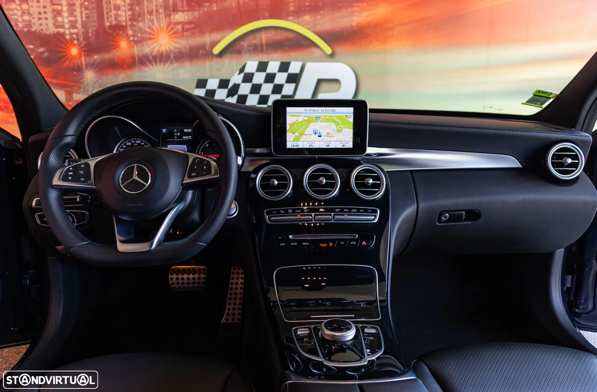 Mercedes-Benz C 300 h AMG Line - 13