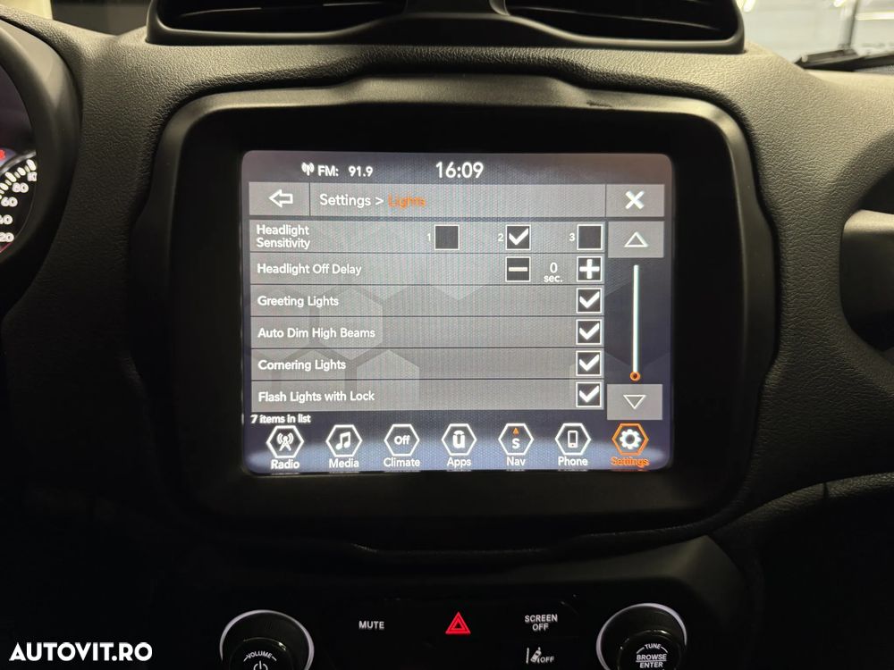 Jeep Renegade 1.0 T-GDI Night Eagle - 18