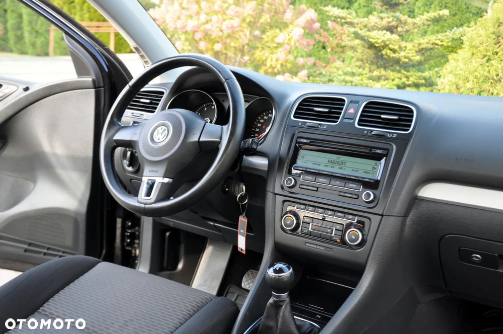 Volkswagen Golf 1.4 Comfortline - 25