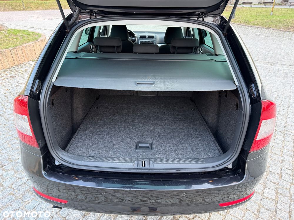 Skoda Octavia 1.4 TSI Ambiente Green tec - 36