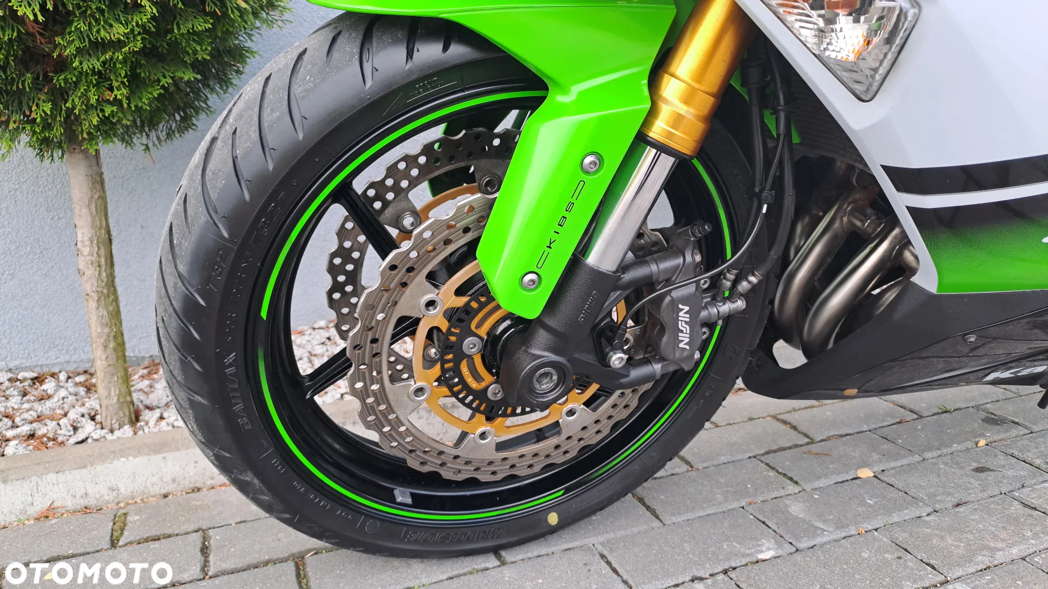 Kawasaki ZX - 32