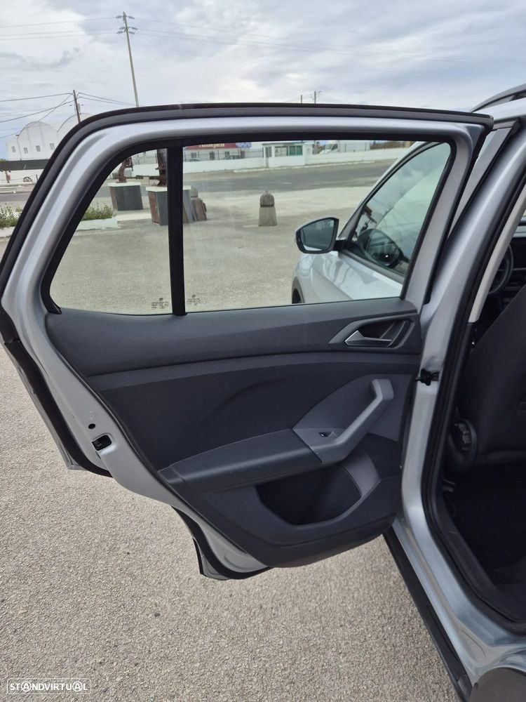 VW T-Cross 1.0 TSI Life - 23