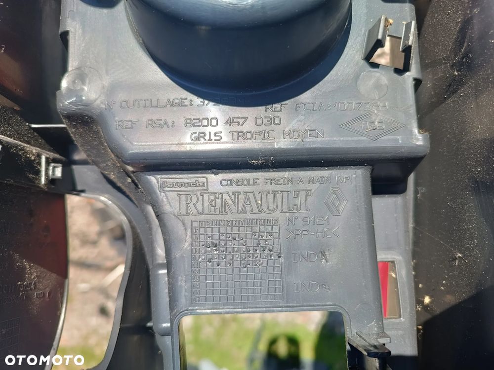 PODSTAWA TUNEL ŚRODKOWY RENAULT KANGOO II 8200457030 - 2