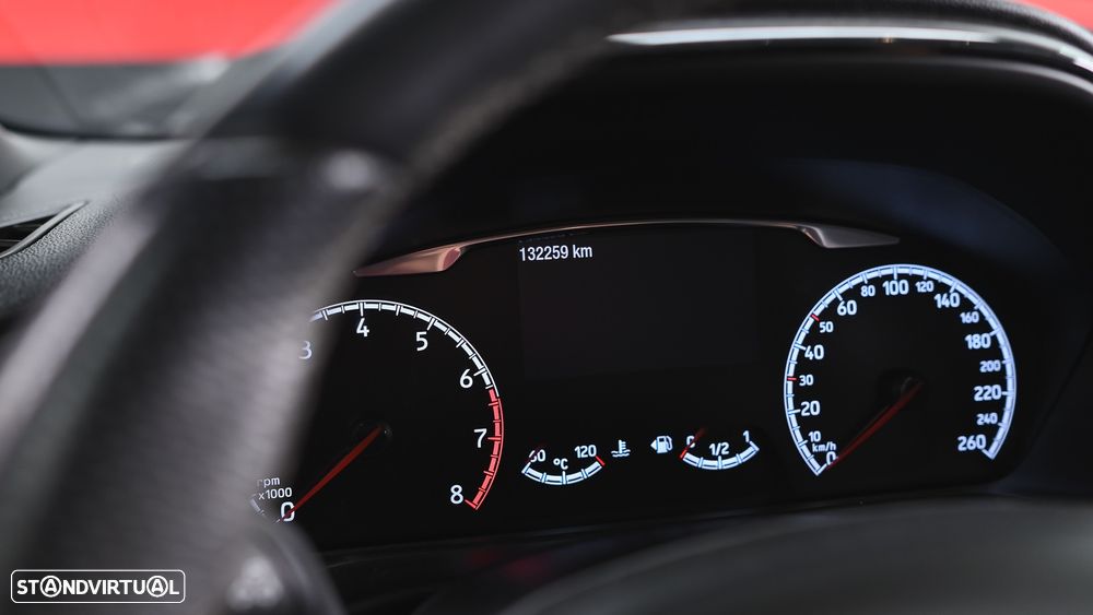 Ford Fiesta 1.5 EcoBoost S&S ST X - 37