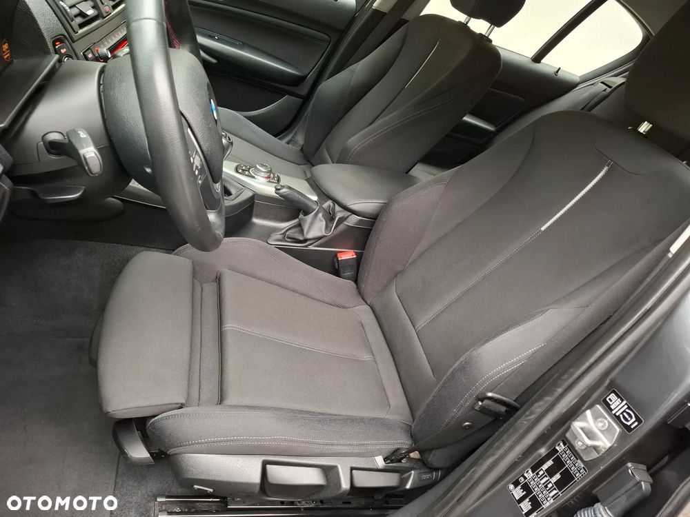 BMW Seria 1 116i Sport Line - 11