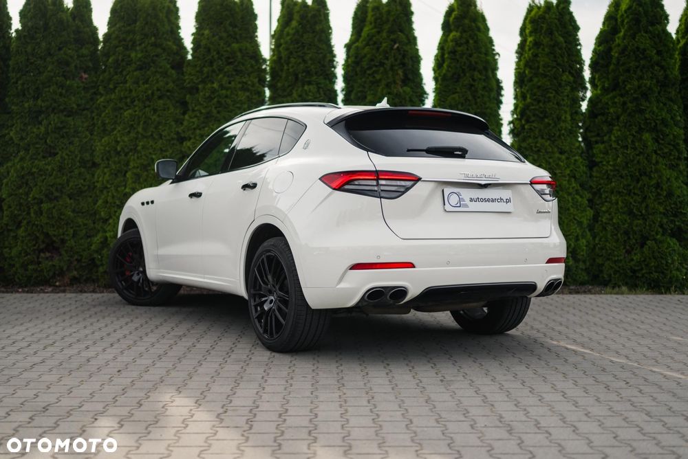 Maserati Levante S - 6