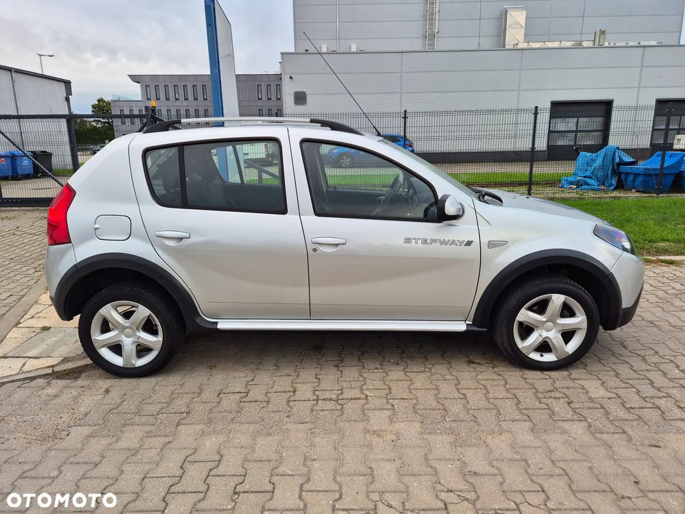 Dacia Sandero 1.6 MPI Stepway - 5