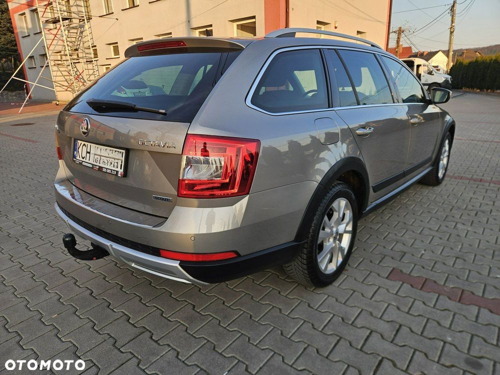 Skoda Octavia 2.0 TDI 4x4 DSG Scout - 8