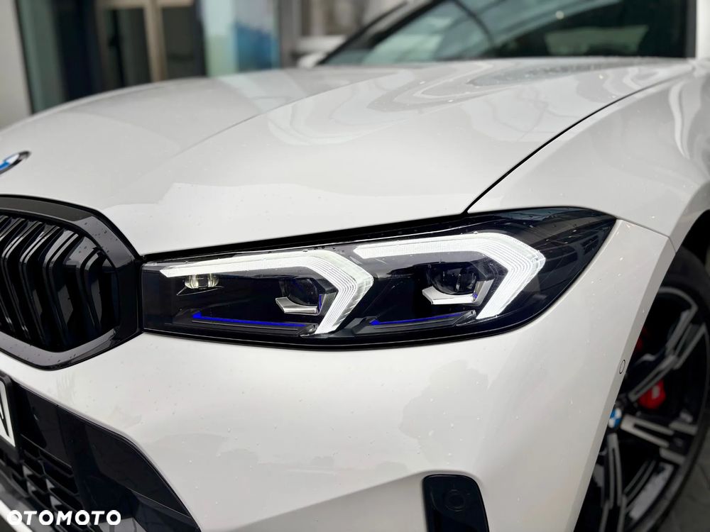 BMW Seria 3 330i xDrive M Sport sport - 3