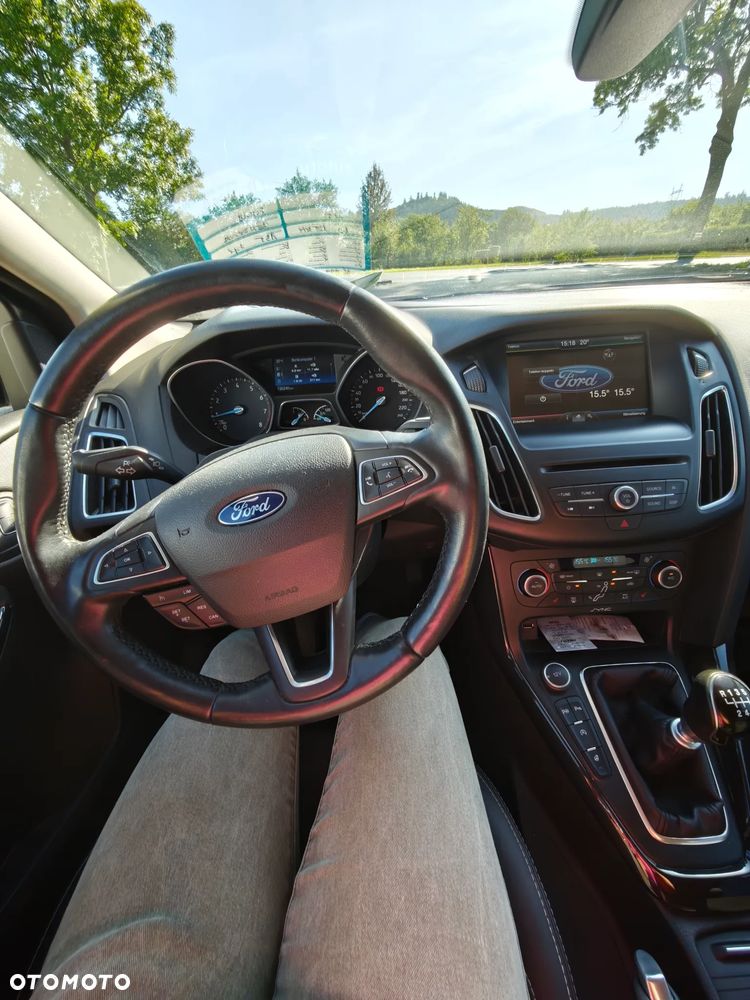Ford Focus 1.0 EcoBoost Titanium - 13