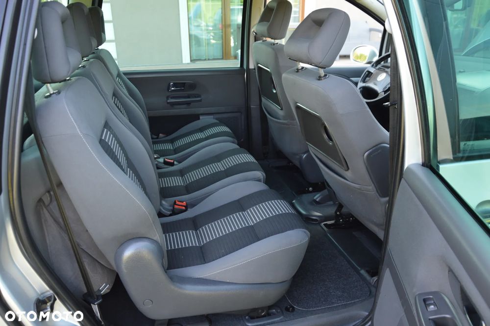 Volkswagen Sharan 1.9 TDI 4Motion United - 24