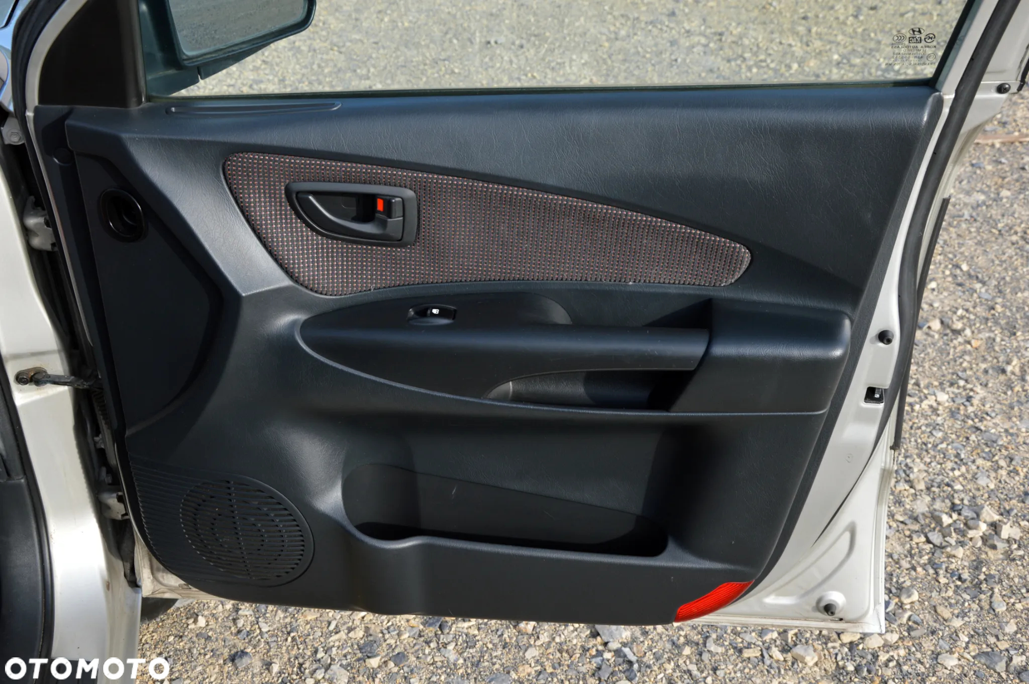 Hyundai Tucson 2.0 Comfort 2WD - 19