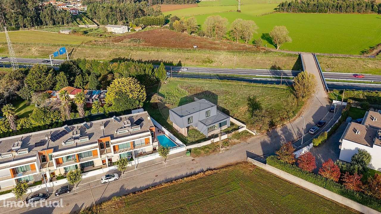 Moradia T4 para venda - Grande imagem: 2/49