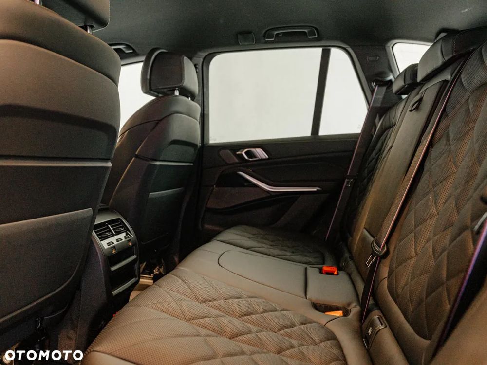 BMW X5 xDrive40i - 13