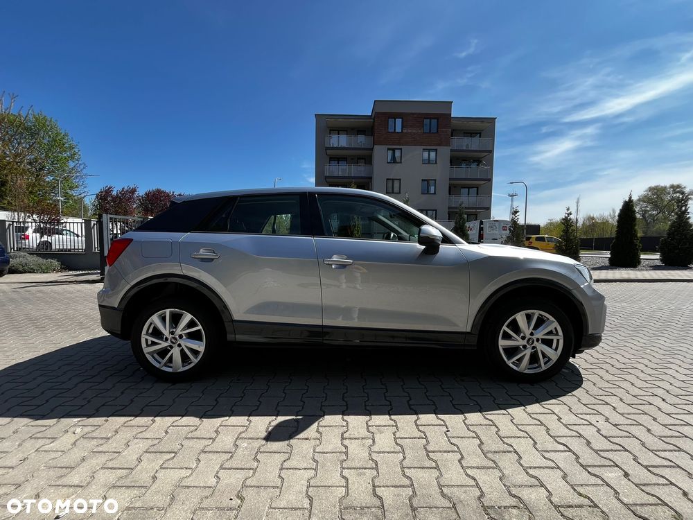 Audi Q2 35 TFSI S tronic design - 10