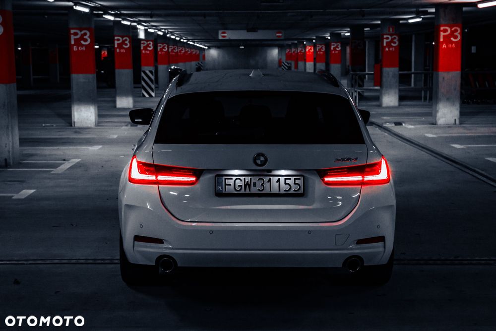 BMW Seria 3 318d Sport Line - 4