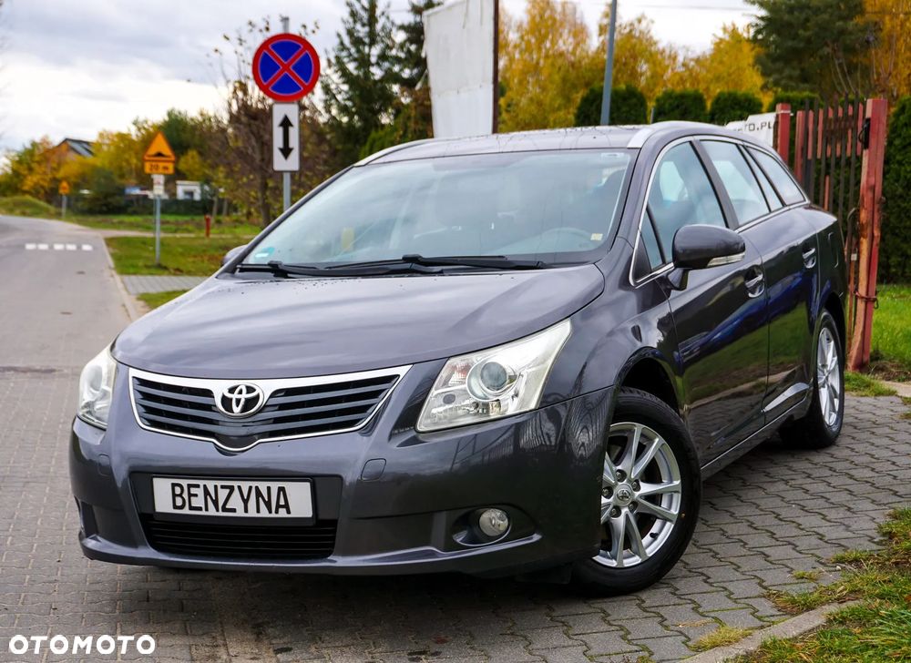 Toyota Avensis 1.8 Comfort - 13