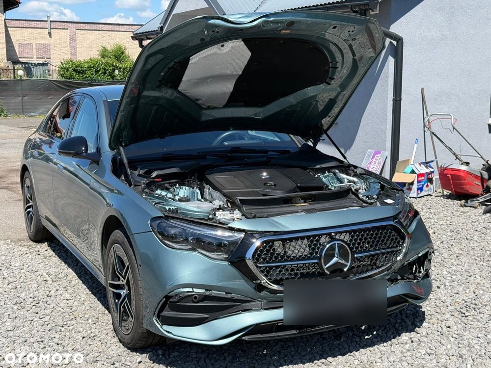 Mercedes-Benz Klasa E 200 mHEV 4-Matic AMG 9G-Tronic - 5