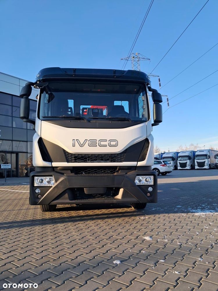 Iveco EUROCARGO Wywrotka z HDS DMC 11.9T - 11